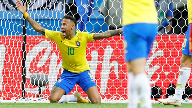 neymar_begs_for_a_penalty_against_belgium.jpg